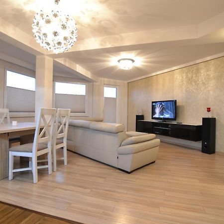 Darlowko Apartament Morski IV Buitenkant foto